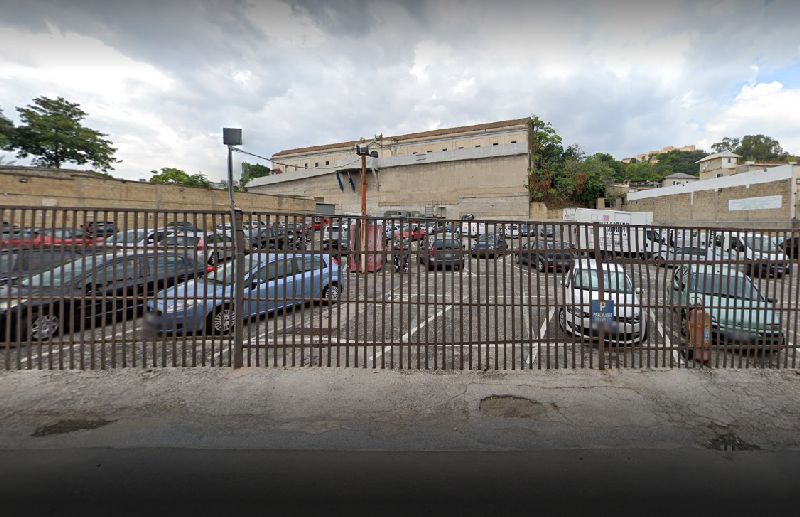 Garage Mirabelli - Napoli centro città | ParkingMyCar Ingresso Garage Mirabelli - Napoli centro città | ParkingMyCar