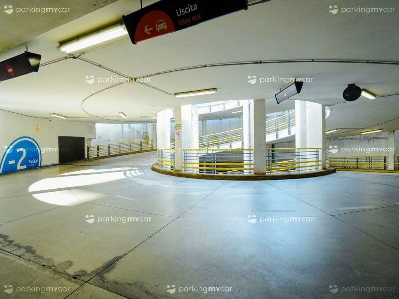 SABA Piazza Vittorio Emanuele II - Pisa stazione centrale Rampa di accesso SABA Piazza Vittorio Emanuele II - Pisa stazione centrale