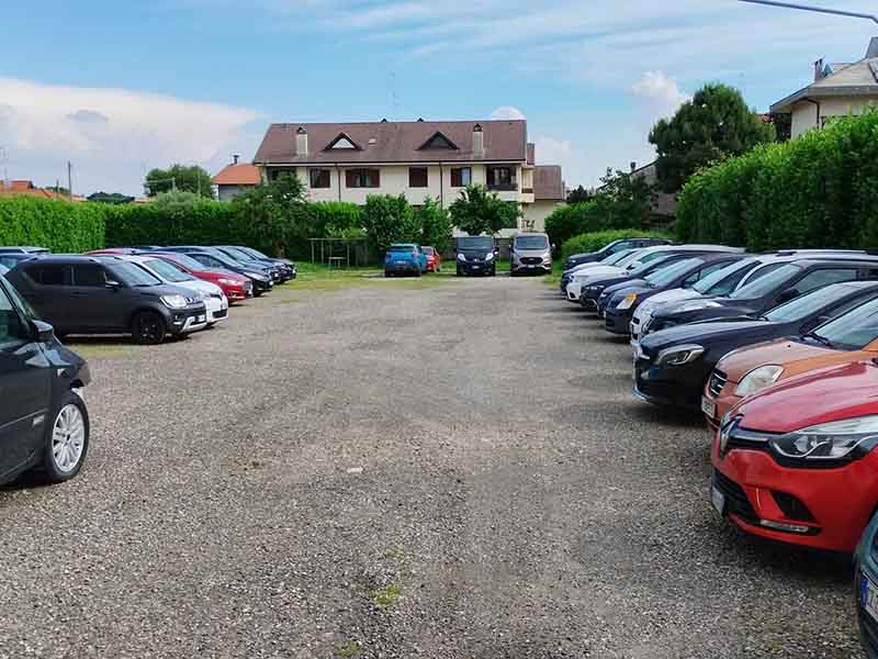 FDP Parking - Aeroporto Malpensa Posti auto scoperti FDP Parking - Aeroporto Malpensa