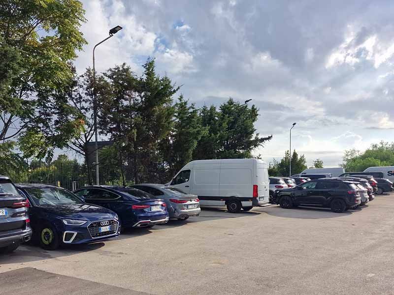 Car Make Up - Aeroporto Napoli Parcheggi all'aperto Car Make Up - Aeroporto Napoli