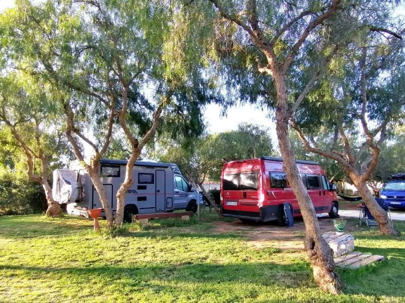 Lilybeo Village - Piazzole camper Sicilia Camper all'ombra presso Lilybeo Village