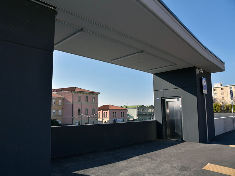 Parking Maddalena - Porto Trieste Ascensore Parking Maddalena - Porto Trieste